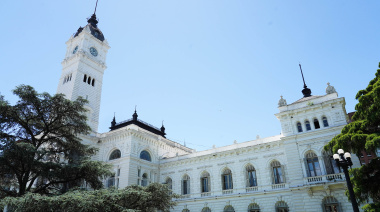 Adelantan el pago de los sueldos de diciembre para los municipales de La Plata
