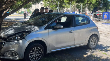 Un automovilista sufrió un episodio cardíaco y embistió las instalaciones del puesto de comidas "El Pulpito” en La Plata