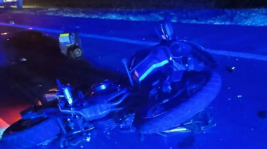 Una mujer falleció luego que la moto en la que viajaba como acompañante chocara contra un auto en Ruta 2
