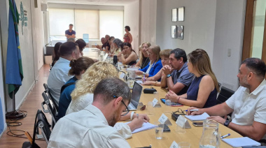 Para los gremios docentes bonaerenses  "resulta imprescindible una recomposición que recupere lo perdido"