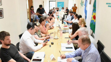 Los gremios estatales y docentes vuelven a reunirse con la Provincia