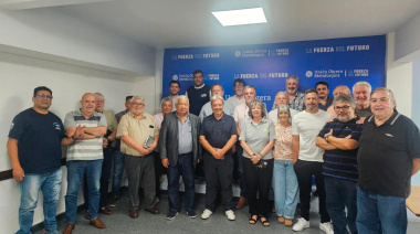 Más de 25 dirigentes gremiales se declararon en estado de alerta y unidad frente a la reforma laboral