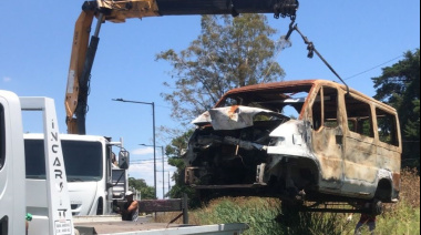 Realizaron operativos para remover autos abandonados en San Carlos y Los Hornos