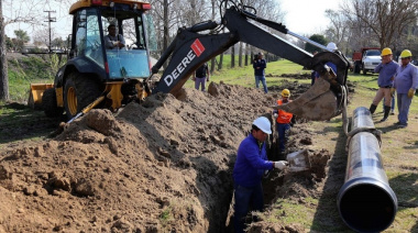ABSA continúa con la renovación de cañerías en City Bell, La Loma, Ringuelet y Villa Elvira