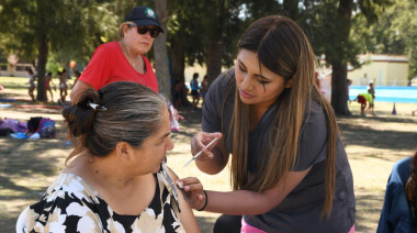 Instalaron una posta sanitaria en la República de los Niños para aplicar dosis de la vacuna contra el dengue