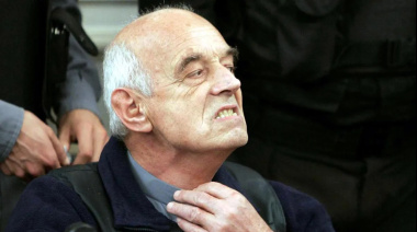 Un tribunal de La Plata le denegó las salidas transitorias y el sacerdote represor Von Wernich deberá seguir preso