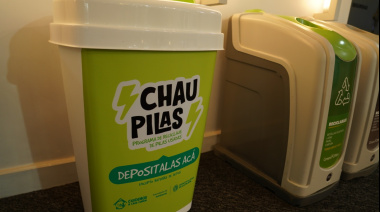 El Centro Administrativo Municipal sumó un contenedor para depositar pilas usadas