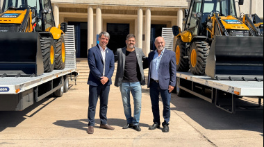 ABSA incorporó maquinaria vial pesada