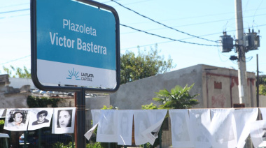 Alak encabezó la inauguración de la plazoleta Víctor Basterra en Tolosa