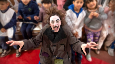 Buscan acercar el lenguaje teatral a establecimientos educativos rurales de La Plata, Berisso y Ensenada