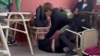 Desfiguraron a un adolescente por no ceder su banco en la escuela