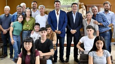 En el Hipódromo de La Plata comenzaron las clases de la Escuela de Jockeys Aprendices