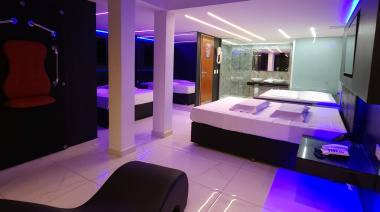 Una joven salió a bailar y despertó en un hotel alojamiento a 70 kilómetros de su casa: sospechan que fue drogada