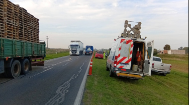 Un docente universitario de La Plata murió atropellado por un camión mientras cambiaba un neumático