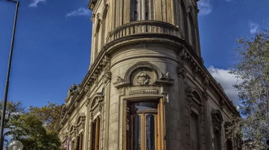 Un ex delegado de Los Hornos asume como nuevo titular del EMATUR en La Plata