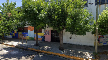 Agredieron a la directora y asistente social de una escuela de Ituzaingó, denuncian "amenazas y golpes"