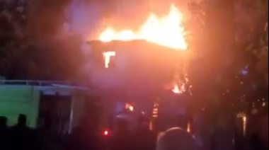 Incendio en una vivienda de La Plata: Trabajaron dos dotaciones de bomberos