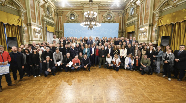 Kicillof reunió a intendentes y alertó por una "catástrofe sanitaria" en la Provincia