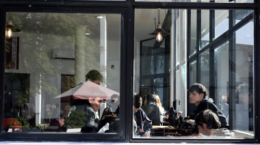 La UNLP sumó 45 m2 al buffet de la Facultad de Informática y mejoró su capacidad