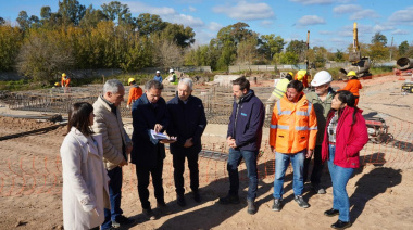 Alak, Katopodis y Arteaga recorrieron la obra de la nueva bajada de la Autopista Buenos Aires-La Plata en City Bell