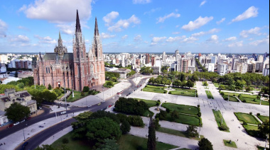 Feriado en La Plata: qué pasa con residuos, estacionamiento y atención municipal