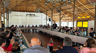 Sergio Uñac reunió al peronismo sanjuanino y anticipó una recorrida nacional
