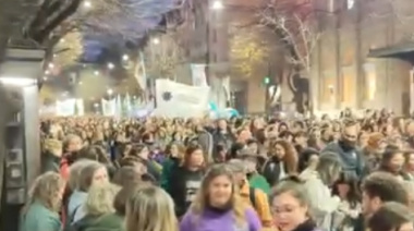 Histórica marcha del "Ni una menos" en las calles de La Plata