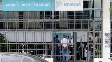 La Provincia se reúne con docentes y estatales: se espera una oferta de aumento salarial