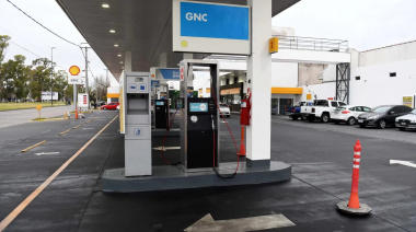 Falta de GNC en la región: en Berisso se arman filas de hasta 10 cuadras
