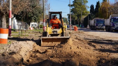 Plan 1.000 cuadras: Avanza la colocación de caños en avenida 60 entre 154 y 155