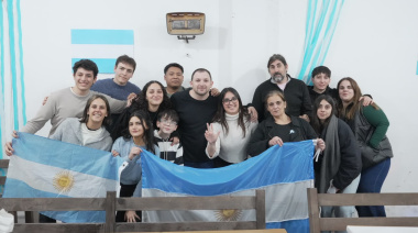 En Casa Balbín, la UCR de La Plata organizó un Bingo Patrio por el 9 de Julio