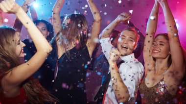 Fiestas de 15 en 2026: cuánto gastan las familias y en qué ahorran