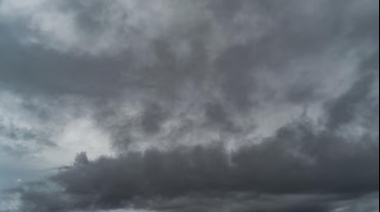 Rige el nivel de alerta 'naranja' por tormentas fuertes en La Plata este jueves