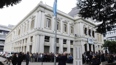 Se realizó un acto para conmemorar el 121° aniversario de la nacionalización de la UNLP