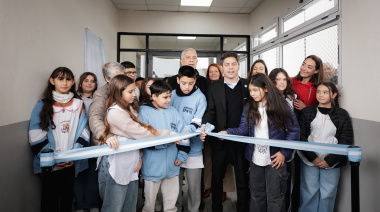 Kicillof inauguró la obra de ampliación y puesta en valor de la Escuela Primaria N°41