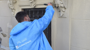 Ciudad Limpia intervino 297 domicilios con limpieza, pintura e hidrolavado en La Plata