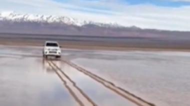 Un mendocino dañó Pampa del Leoncito con su camioneta y generó un gran daño ambiental