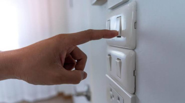 Vecinos de La Plata denuncian haber recibido boletas de luz muy por encima de lo habitual