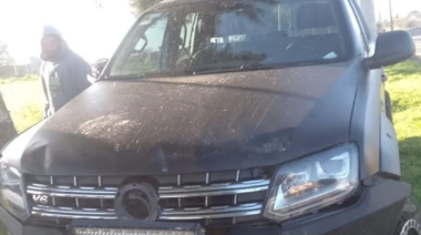 Dos hombres chocaron esta madrugada con su camioneta en San Carlos y escaparon