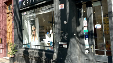 Una óptica de La Plata anunció su cierre y lanzó promociones por liquidación