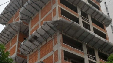Piden la detención de uno de los responsables de ABES por una presunta estafa inmobiliaria