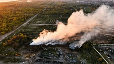 Un incendio en Sarandí afectó la visibilidad en la Autopista Buenos Aires La Plata