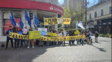 Vecinos y organizaciones se manifestaron en La Plata contra Mercado Libre