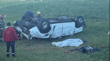 Ruta 2: un auto con empleados estatales chocó y murieron dos vecinos de La Plata