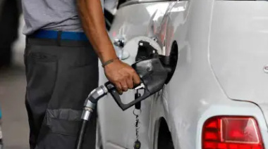Excepto YPF, las petroleras empezaron a aumentar los combustibles entre 2% y 5%