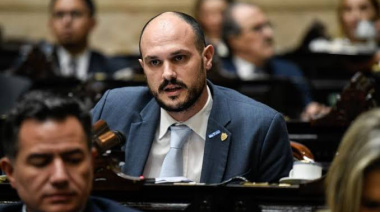 Un diputado libertario presentará su libro "Dios, Patria y Familia" en La Plata