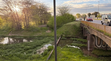 Instalaron escalas y cámaras en arroyos para mejorar la medición de los niveles de agua