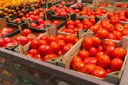 Con descuentos usando Cuenta DNI, el Mercado Central de La Plata renovó su acuerdo de precios