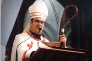 Gabriel Mestre encabezó el Te Deum en la Catedral de La Plata y pidió "renovar la capacidad de escucha"