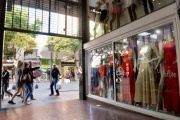 Las ventas en los comercios de La Plata cayeron un 13,4 % promedio durante el primer trimestre del año